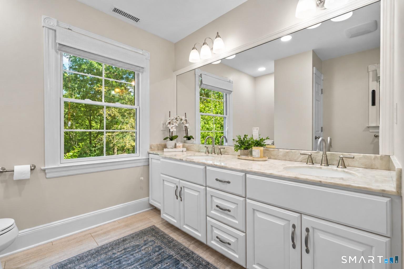 136 Flat Rock Drive Ridgefield CT 06877