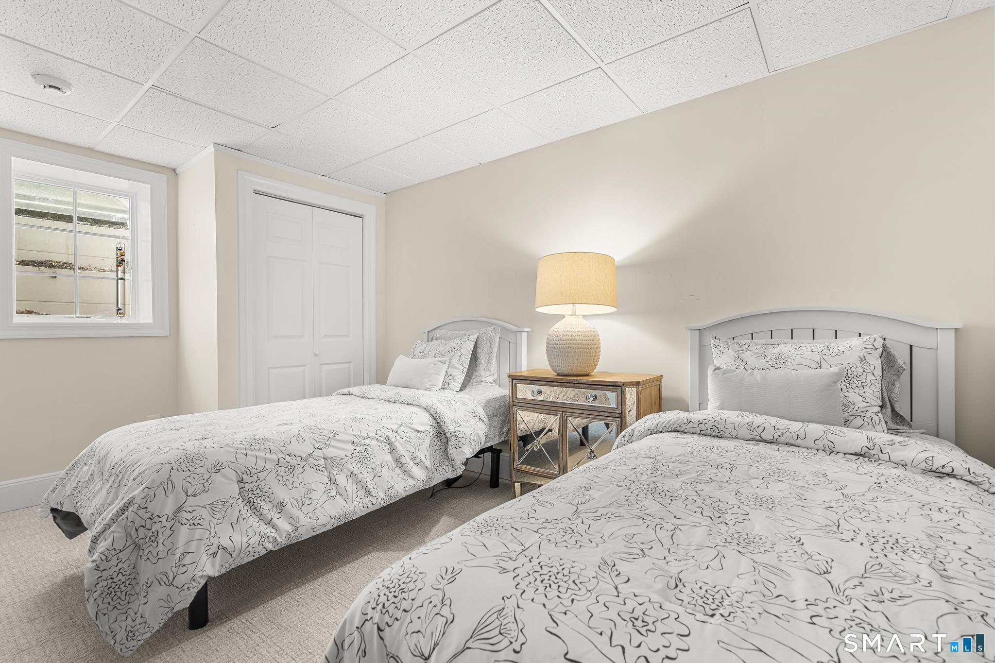 136 Flat Rock Drive Ridgefield CT 06877