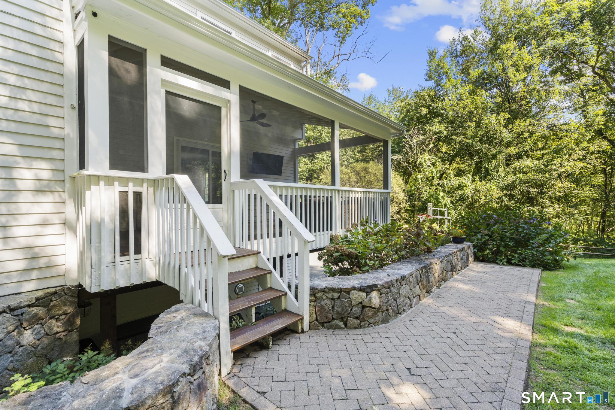 136 Flat Rock Drive Ridgefield CT 06877