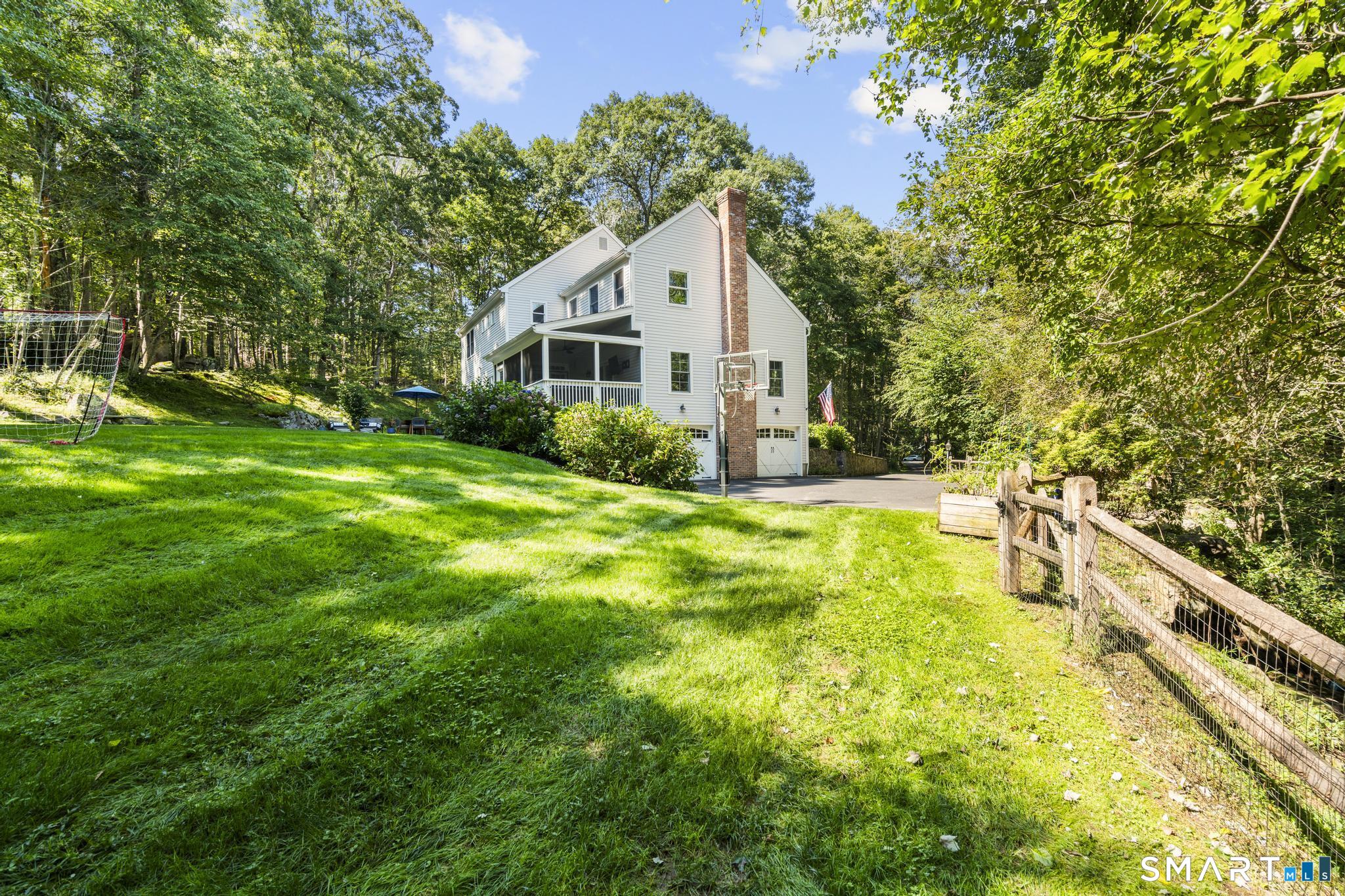 136 Flat Rock Drive Ridgefield CT 06877