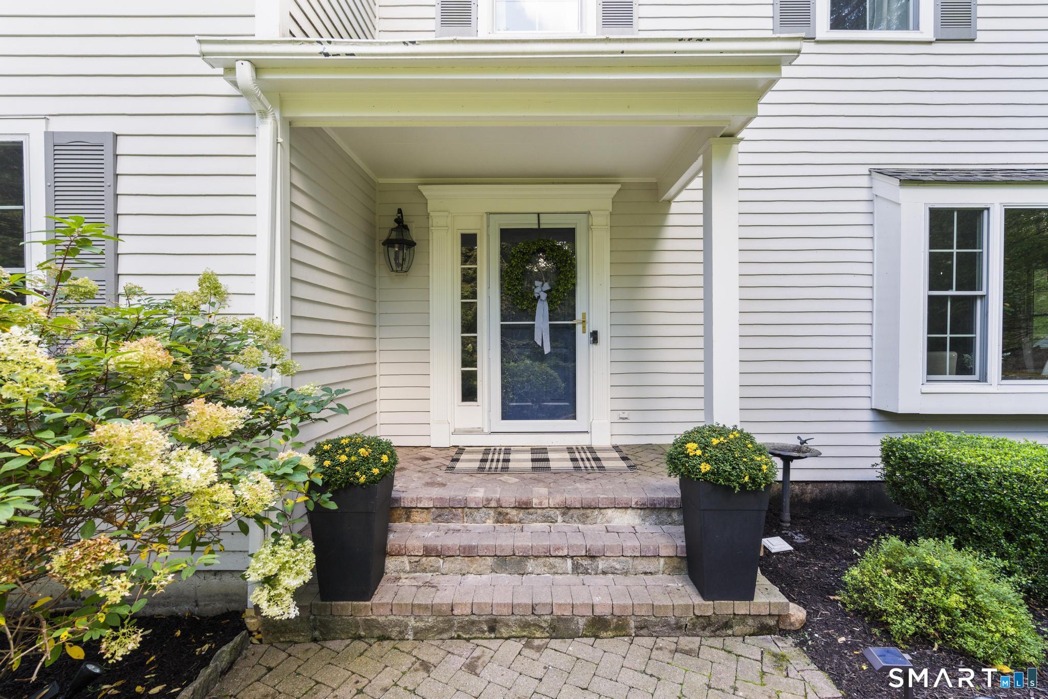 136 Flat Rock Drive Ridgefield CT 06877