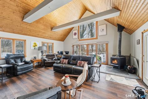 82 Sunnyside Street Norwich CT 06389