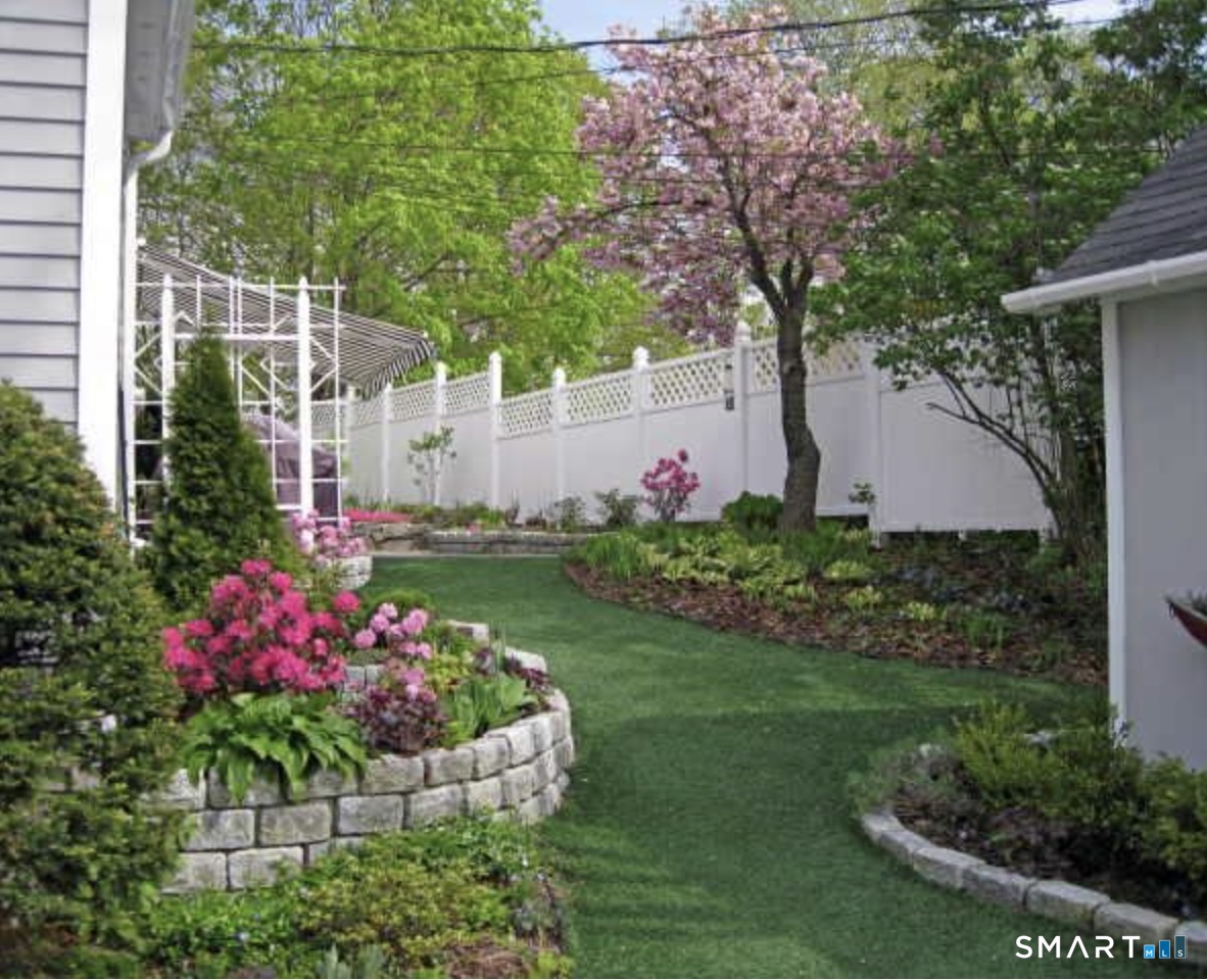 122 Summer Street New Canaan CT 06840