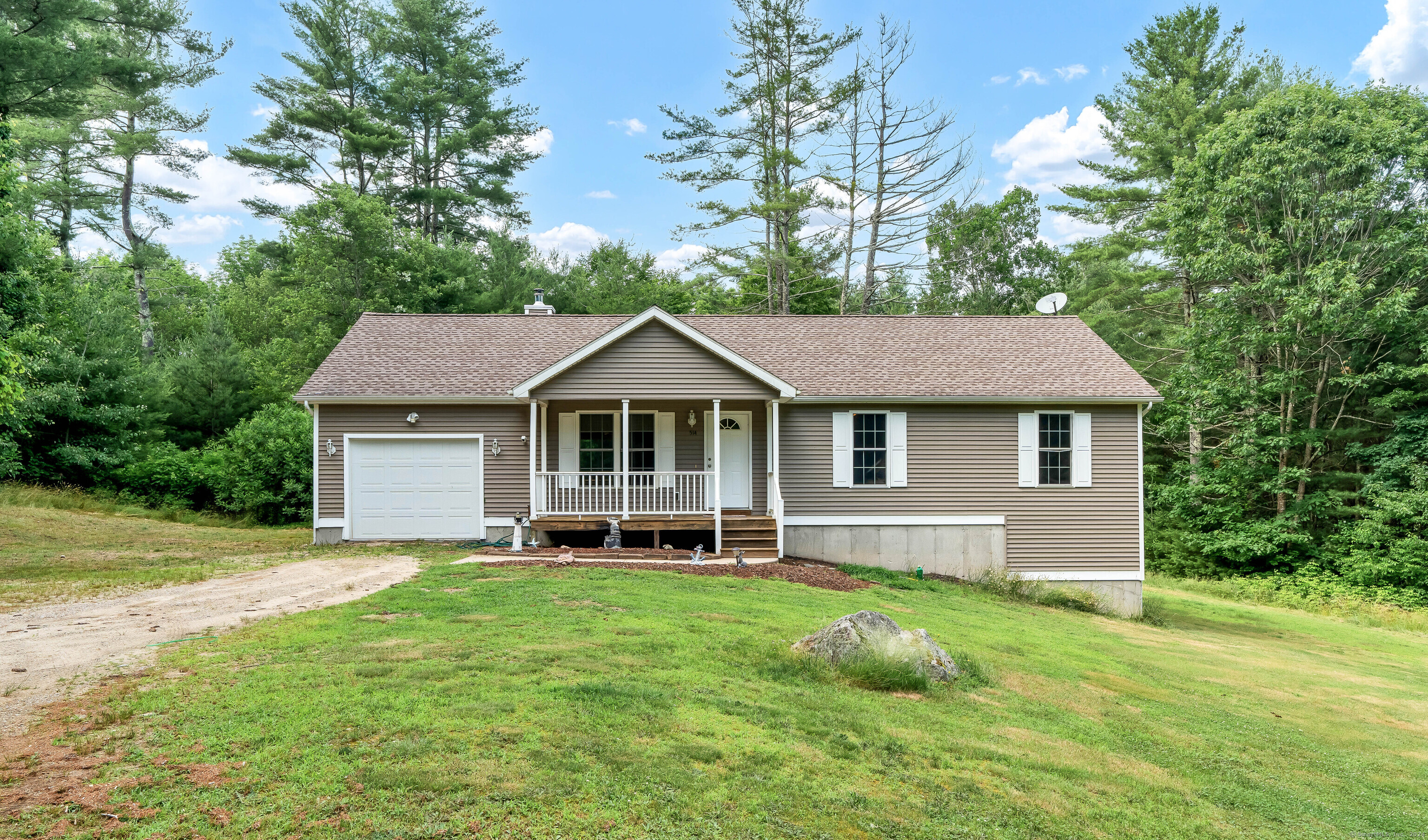 514 Jarod Way Killingly CT 06239