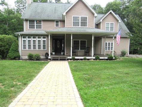 5 Knollwood Place Prospect CT 06712