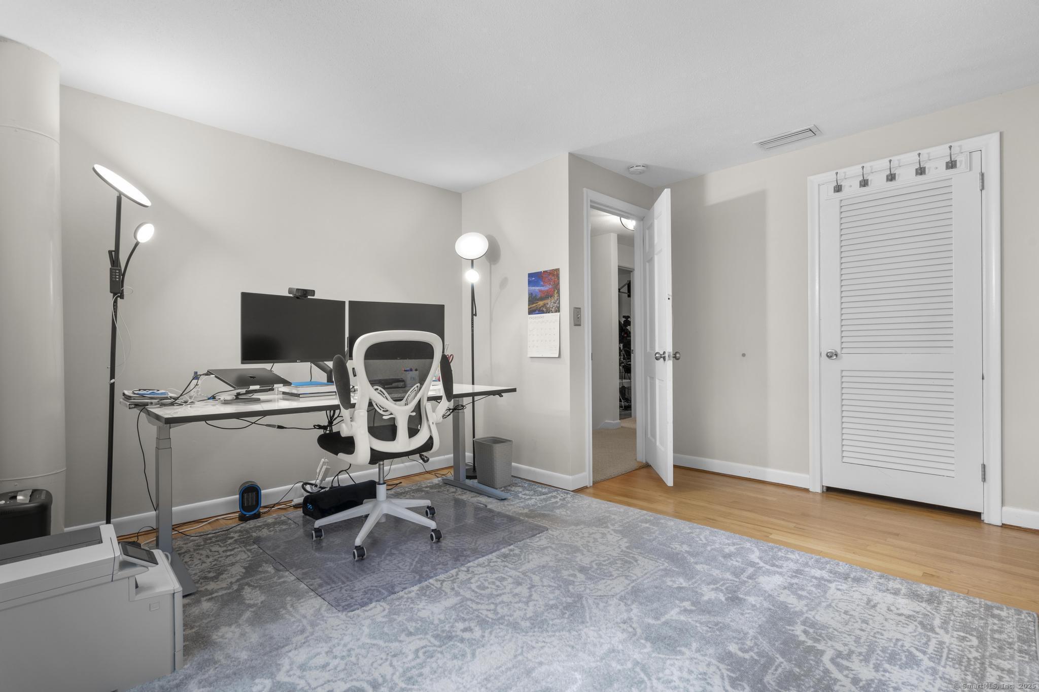 24 Saw Mill Lane Avon CT 06001