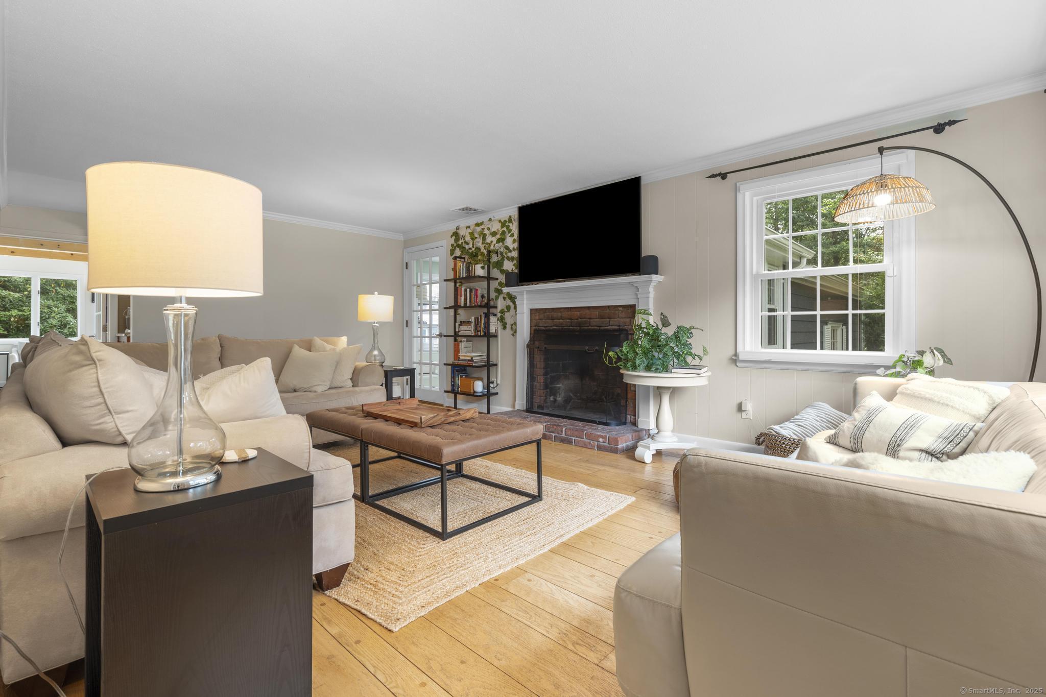 24 Saw Mill Lane Avon CT 06001