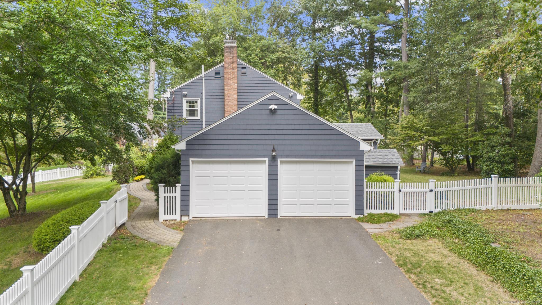 24 Saw Mill Lane Avon CT 06001