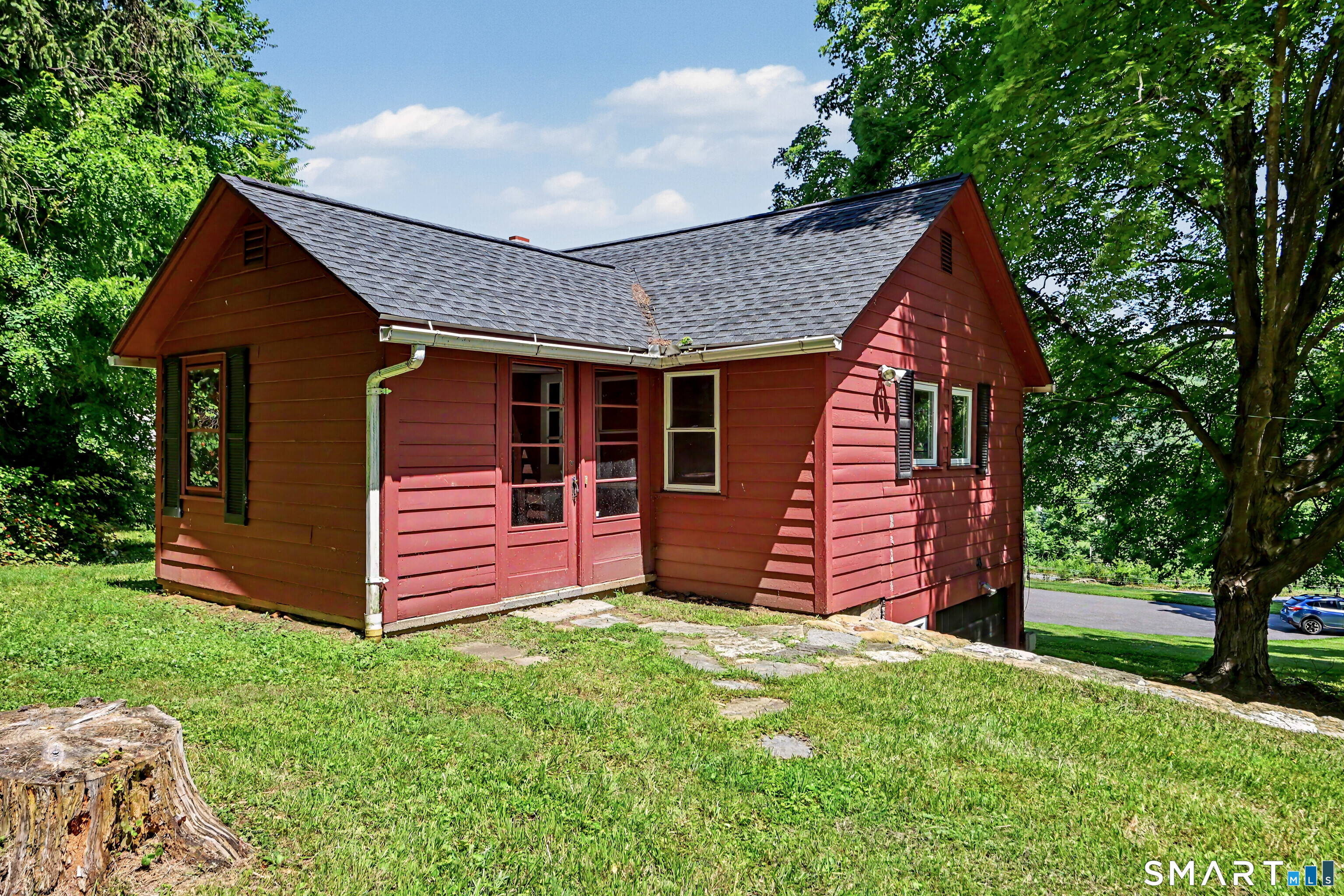 41 Poplar Street New Milford CT 06776