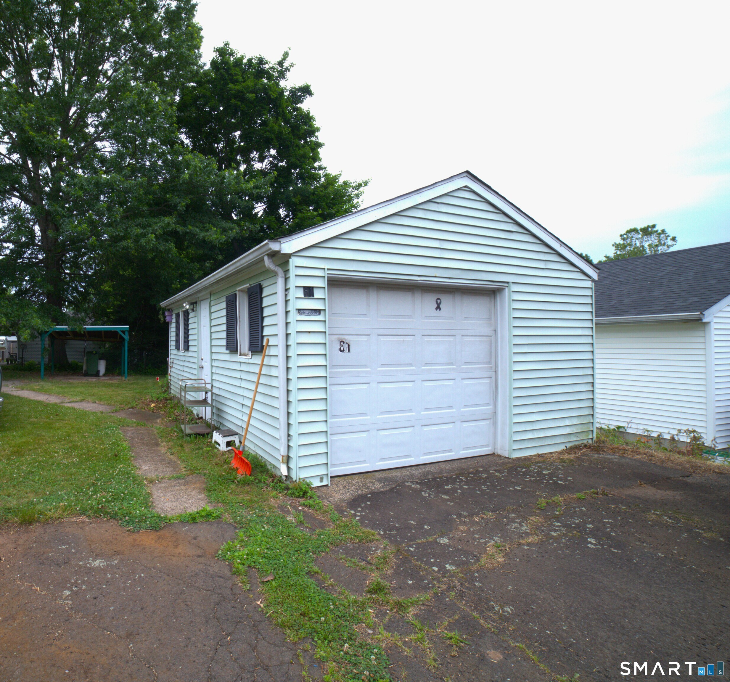 61 Circle Drive Wallingford CT 06492