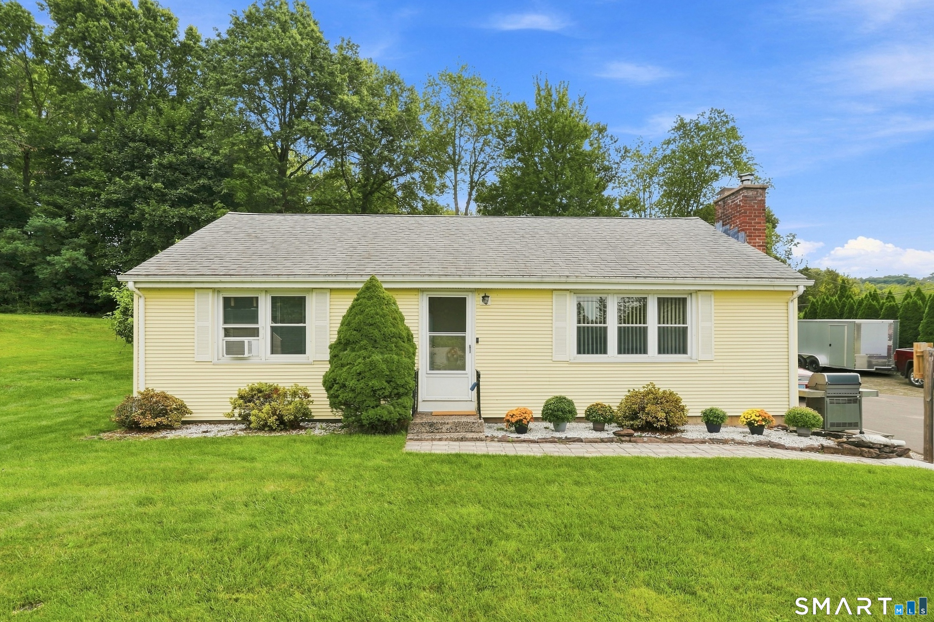 2 Hamilton Road East Granby CT 06026