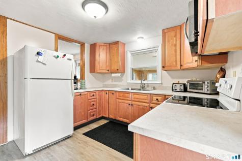 2 Hamilton Road East Granby CT 06026