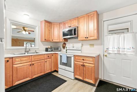 2 Hamilton Road East Granby CT 06026