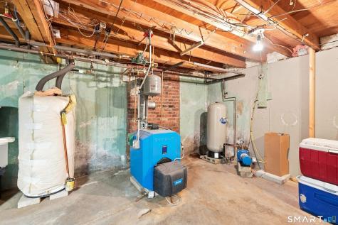 2 Hamilton Road East Granby CT 06026