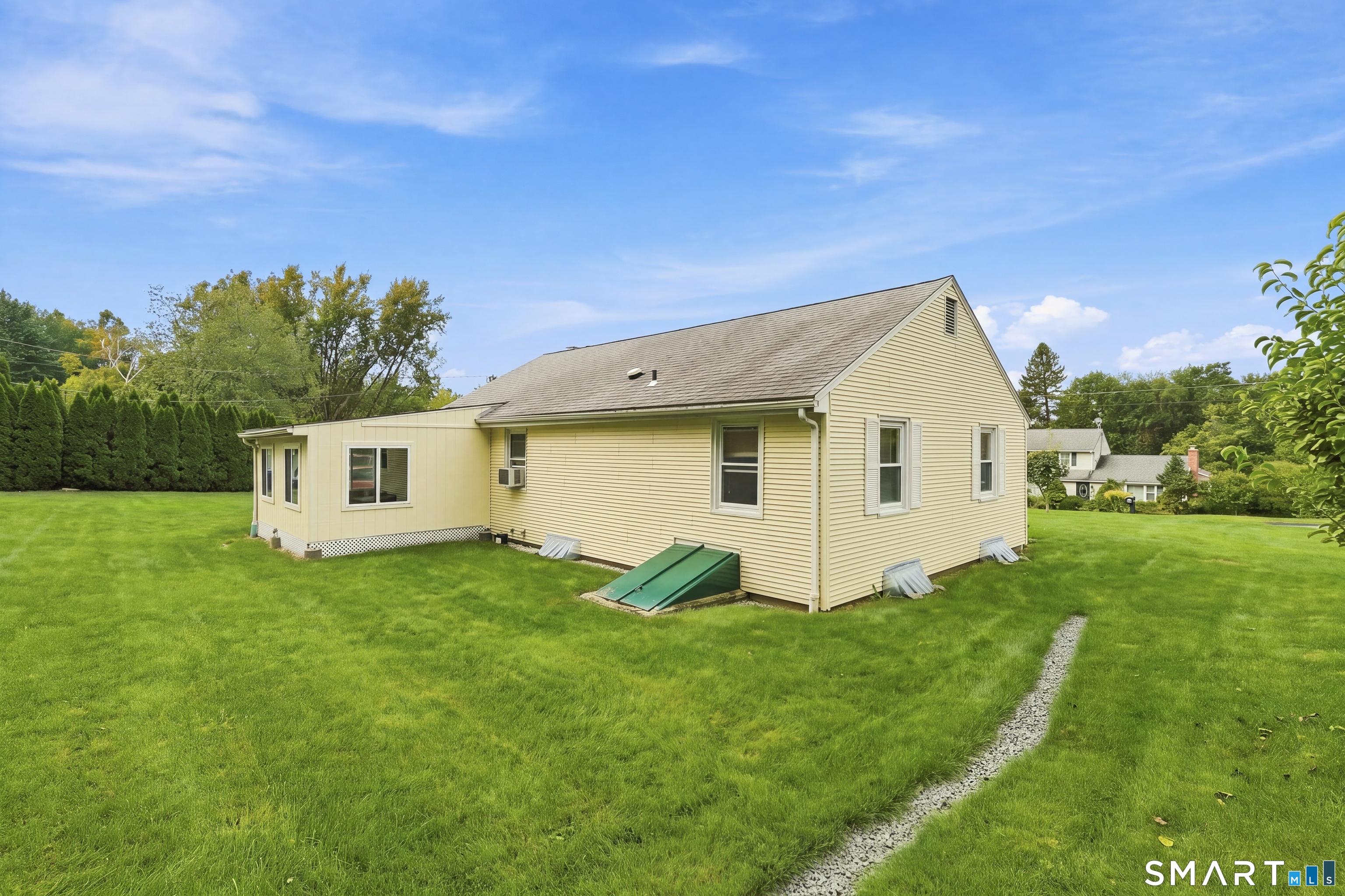 2 Hamilton Road East Granby CT 06026