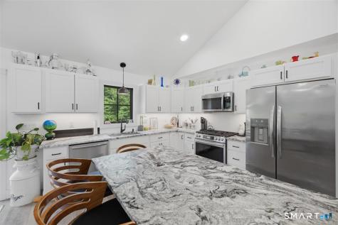 91 Minor Lane Waterford CT 06385
