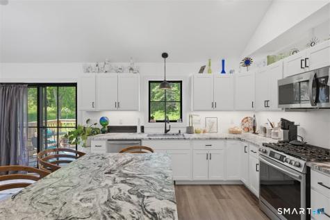 91 Minor Lane Waterford CT 06385