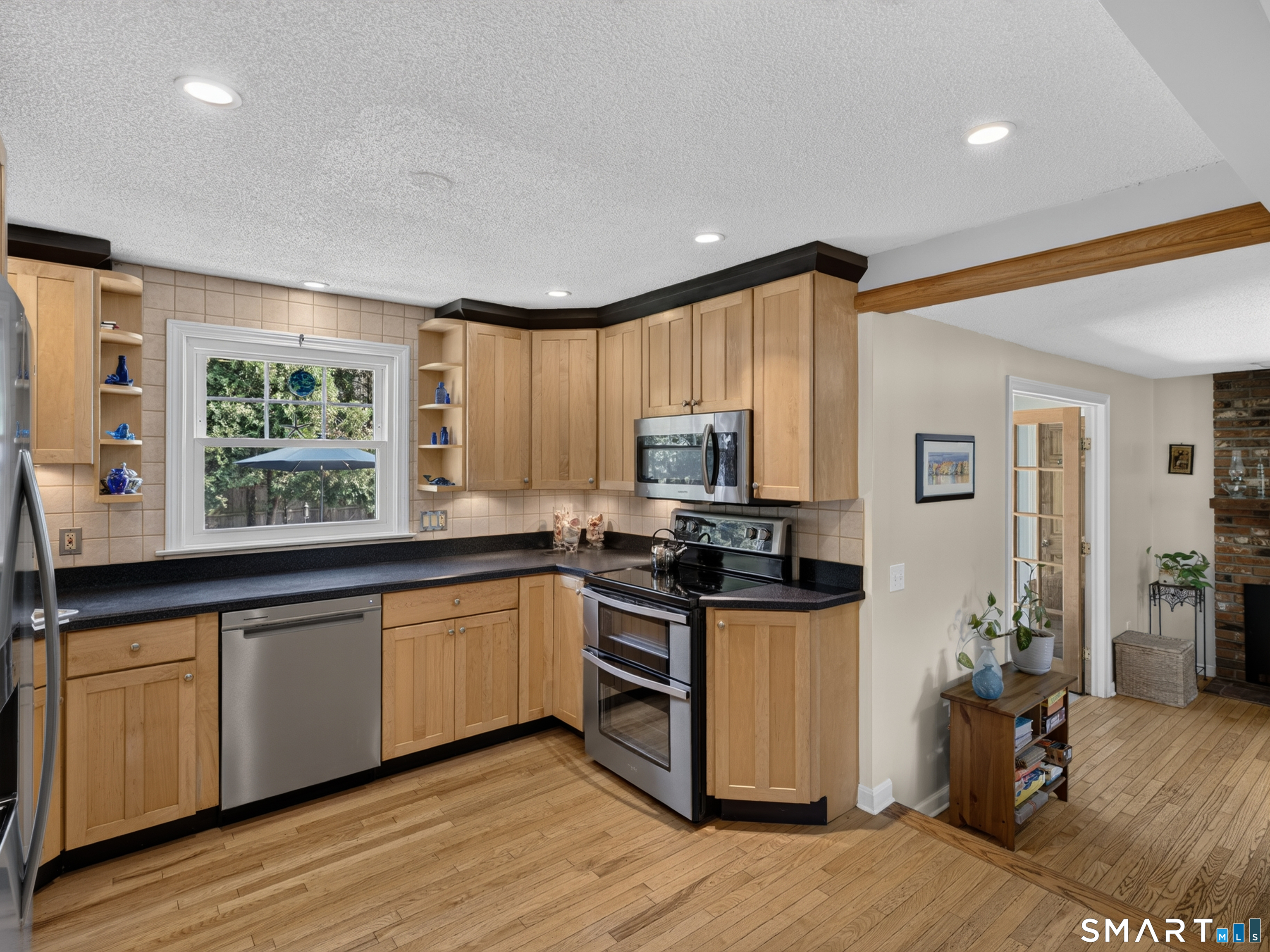 15 Winston Road East Lyme CT 06333