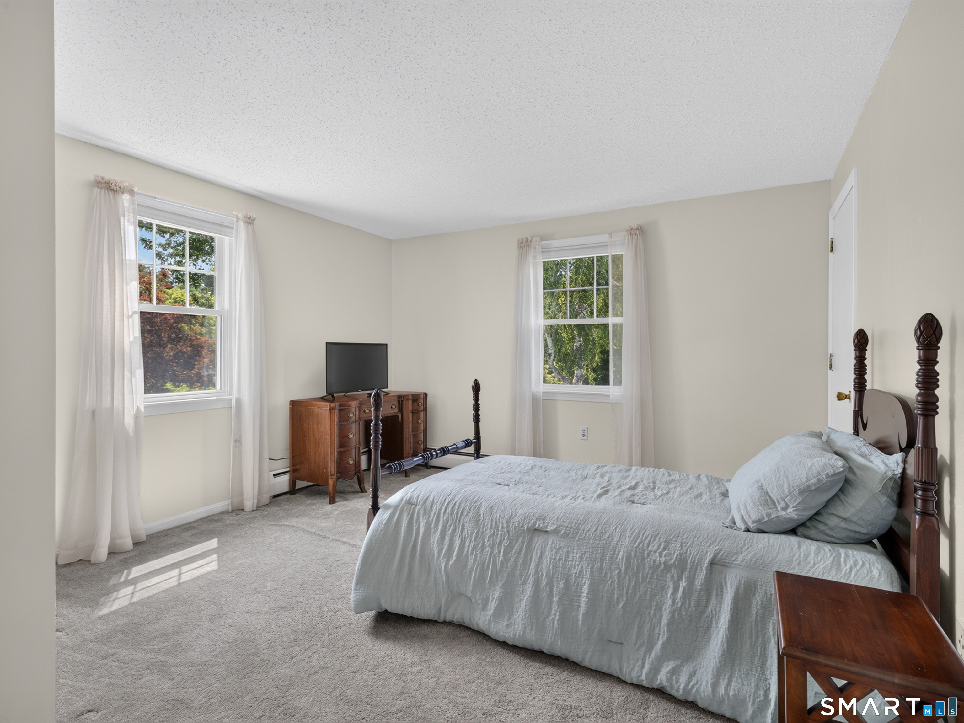 15 Winston Road East Lyme CT 06333