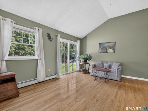 15 Winston Road East Lyme CT 06333
