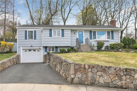 25 Ginger Circle Fairfield CT 06825