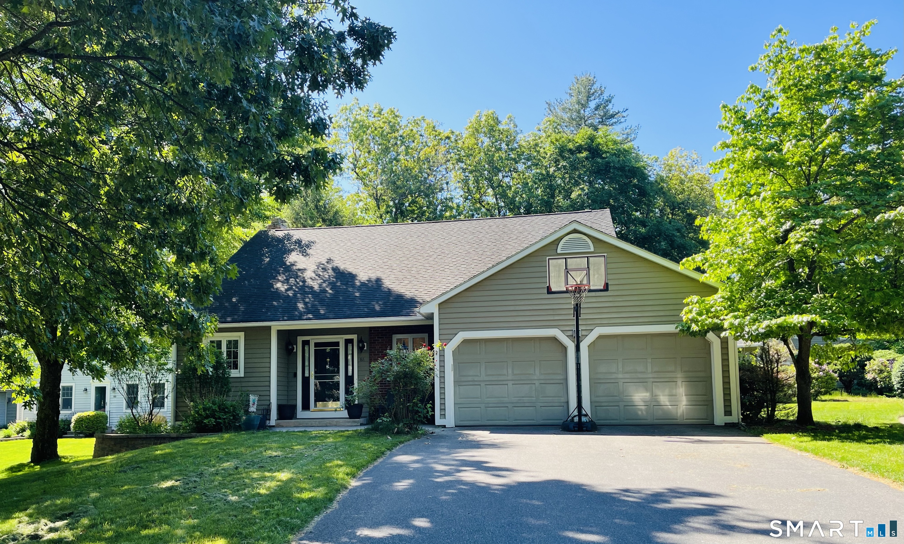 86 Lakewood Drive South Windsor CT 06074