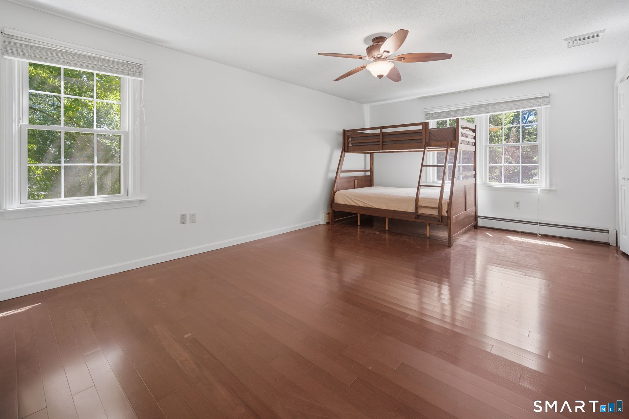 86 Lakewood Drive South Windsor CT 06074