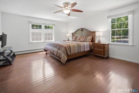86 Lakewood Drive South Windsor CT 06074