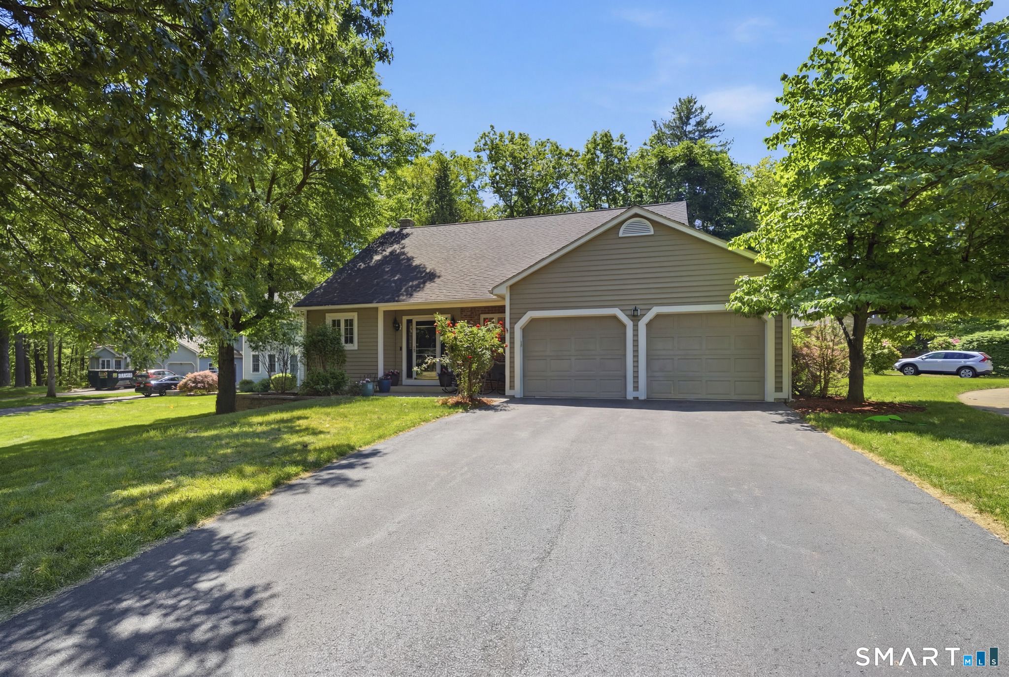 86 Lakewood Drive South Windsor CT 06074