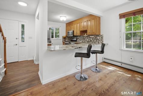 86 Lakewood Drive South Windsor CT 06074