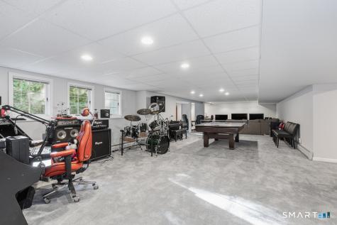 30 Grouse Lane Woodbridge CT 06525