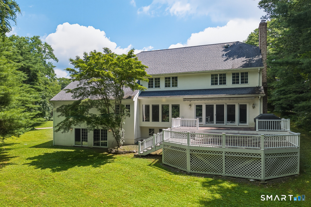 30 Grouse Lane Woodbridge CT 06525