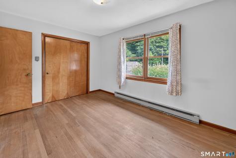 124 Judith Lane Waterbury CT 06704