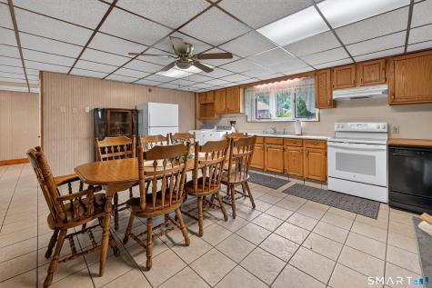 124 Judith Lane Waterbury CT 06704