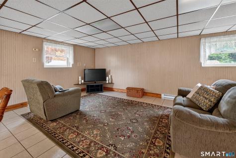 124 Judith Lane Waterbury CT 06704