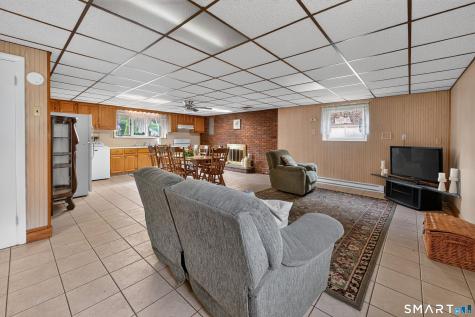 124 Judith Lane Waterbury CT 06704