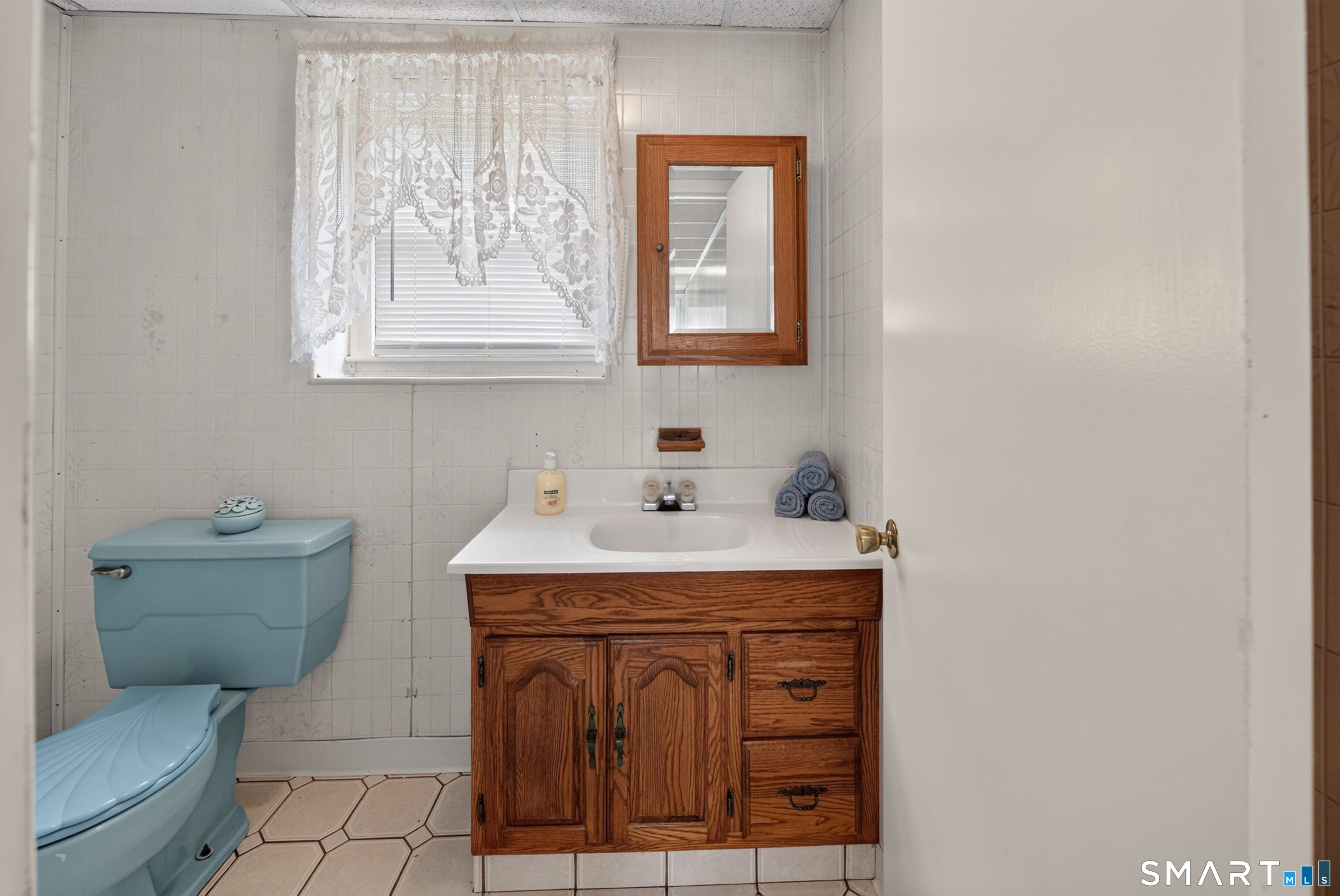 124 Judith Lane Waterbury CT 06704