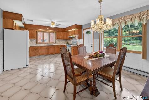 124 Judith Lane Waterbury CT 06704