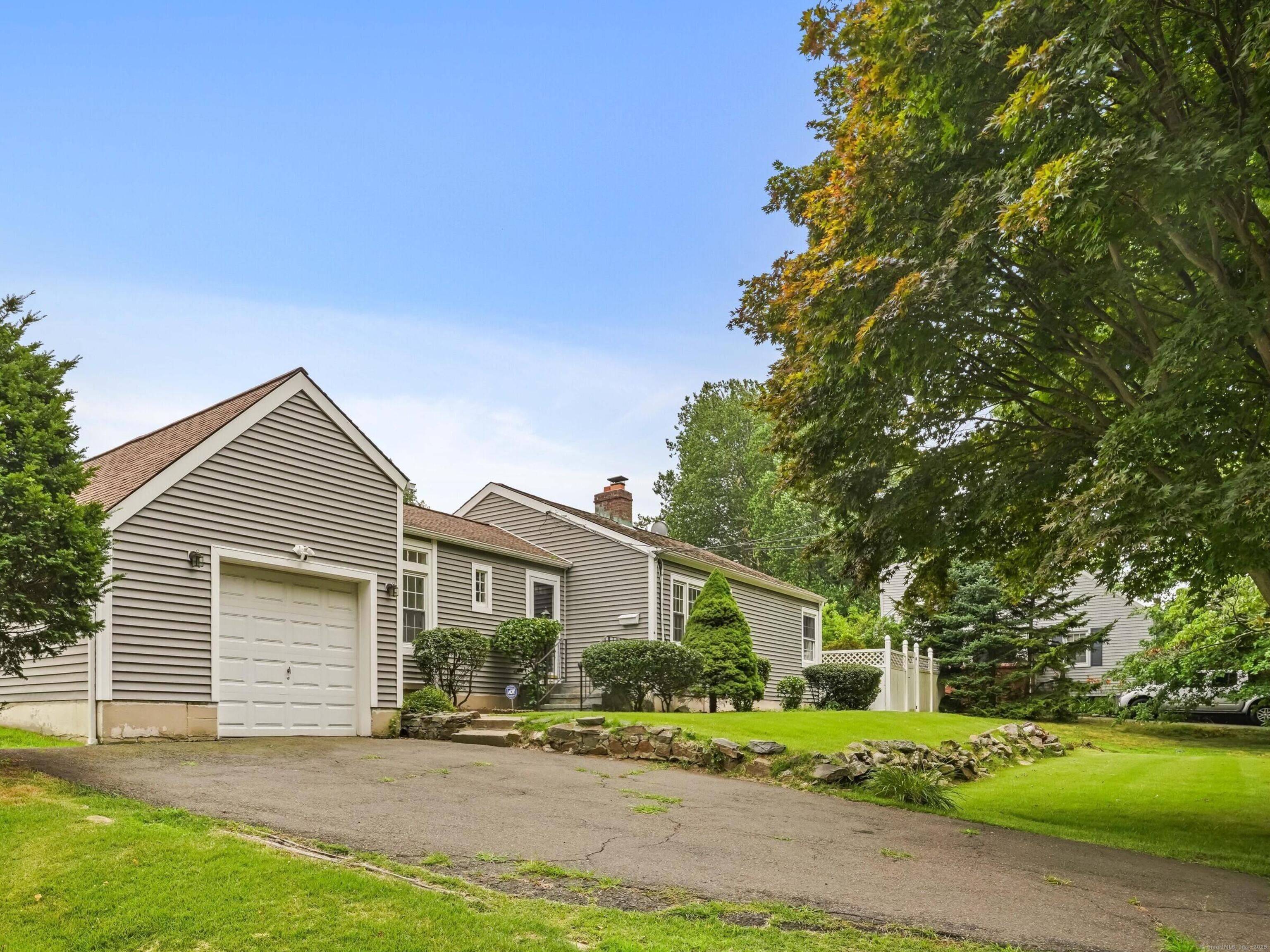 3165 Old Town Road Bridgeport CT 06606