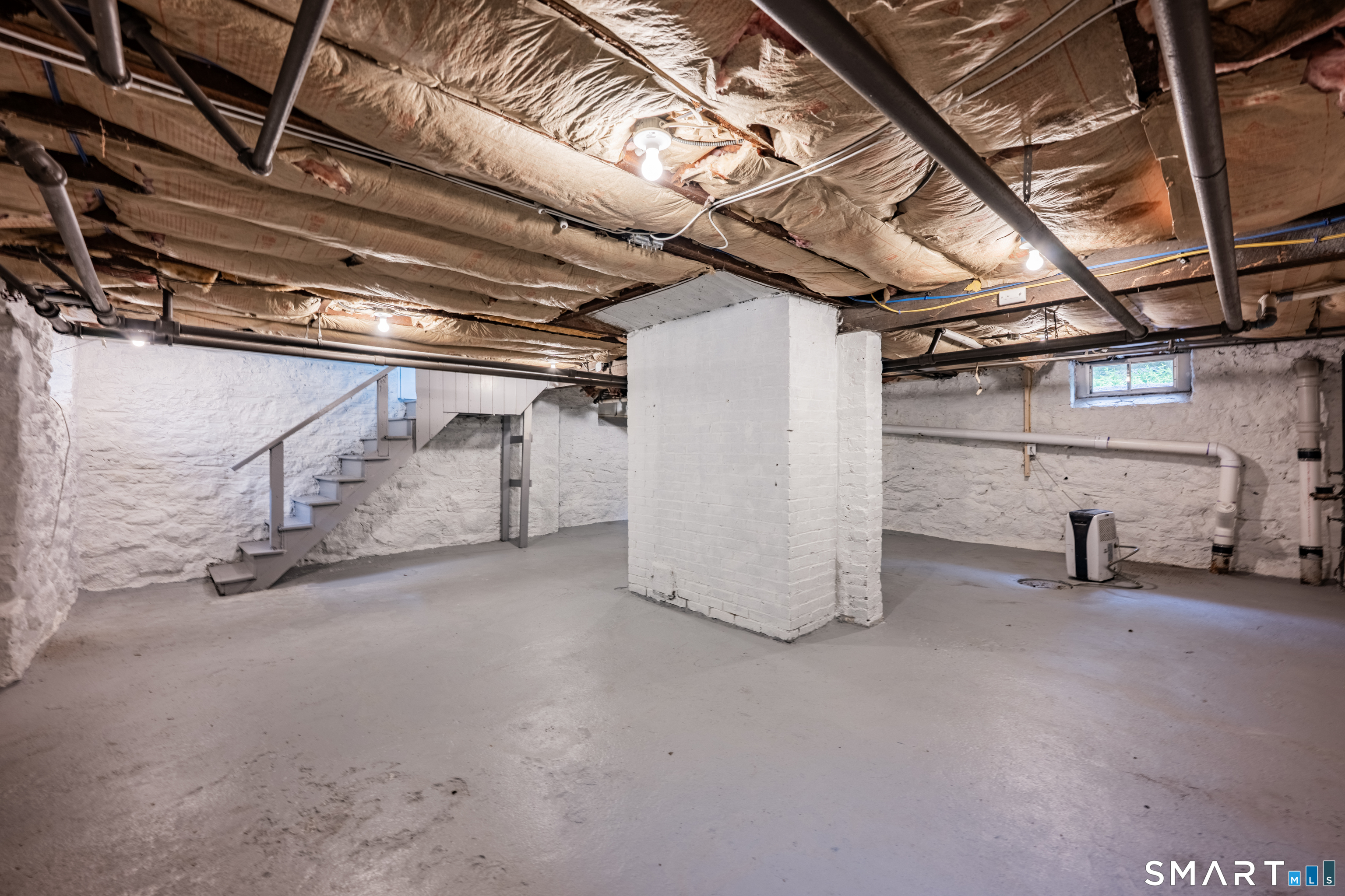135 Greenwood Avenue Waterbury CT 06704