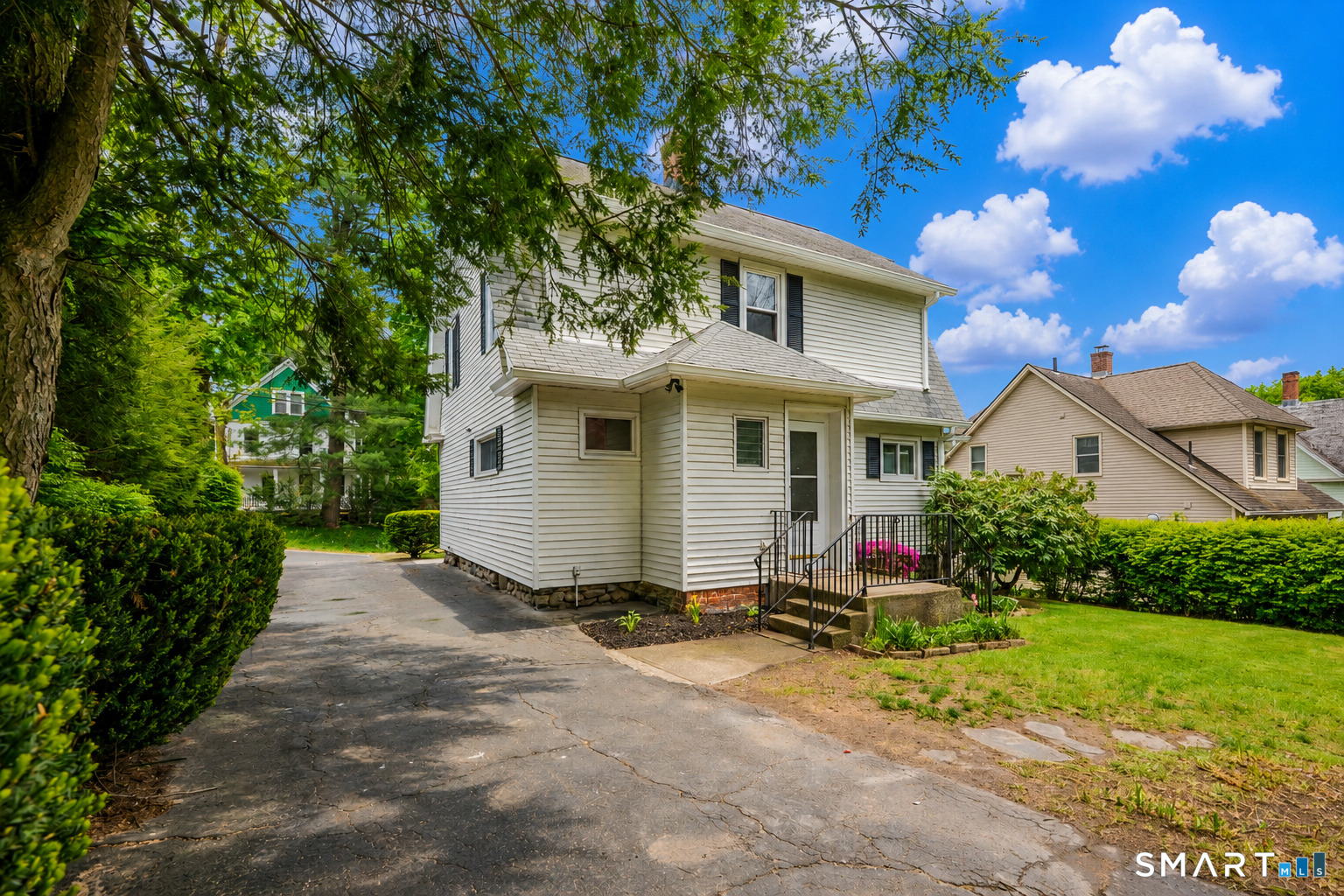 135 Greenwood Avenue Waterbury CT 06704