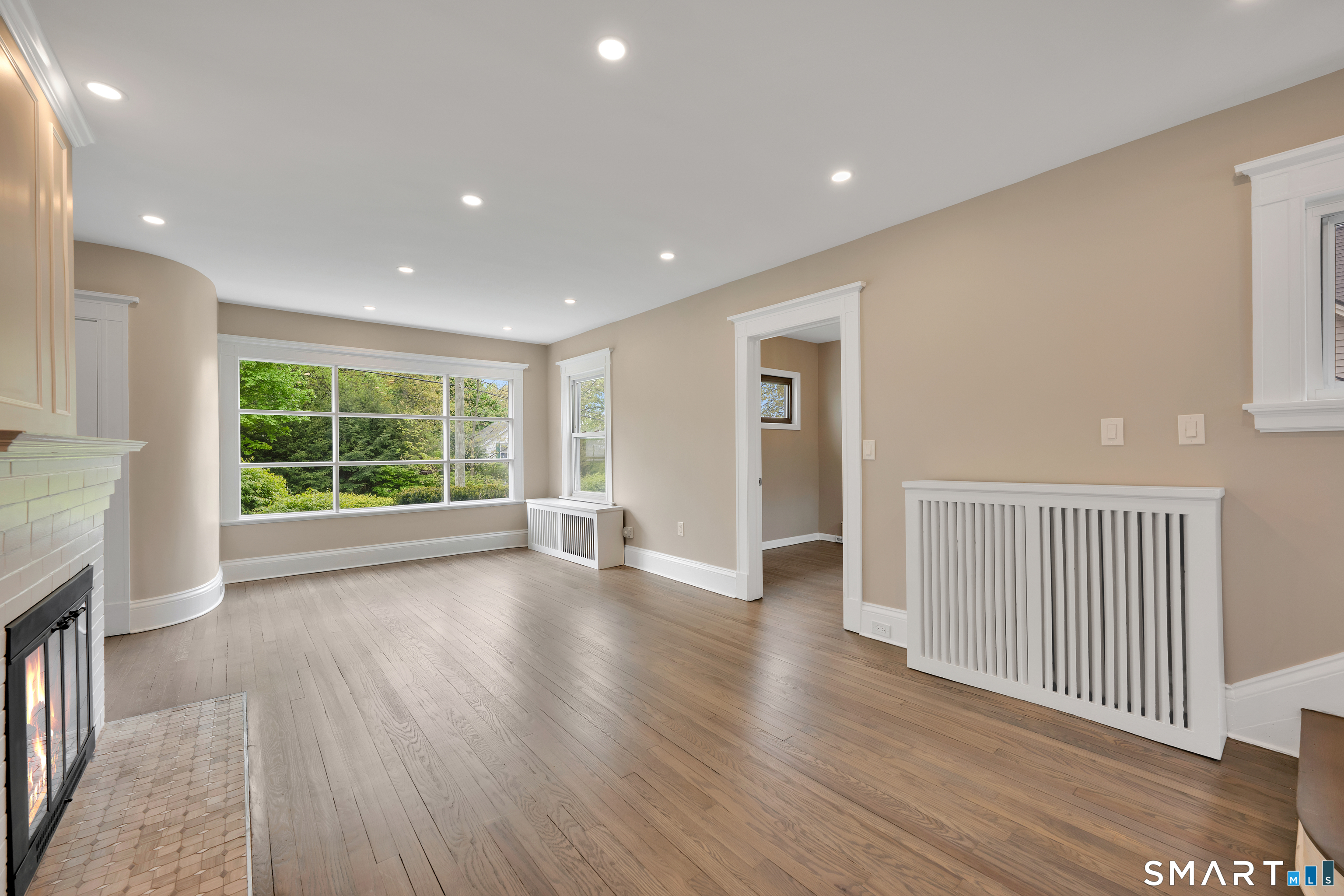 135 Greenwood Avenue Waterbury CT 06704
