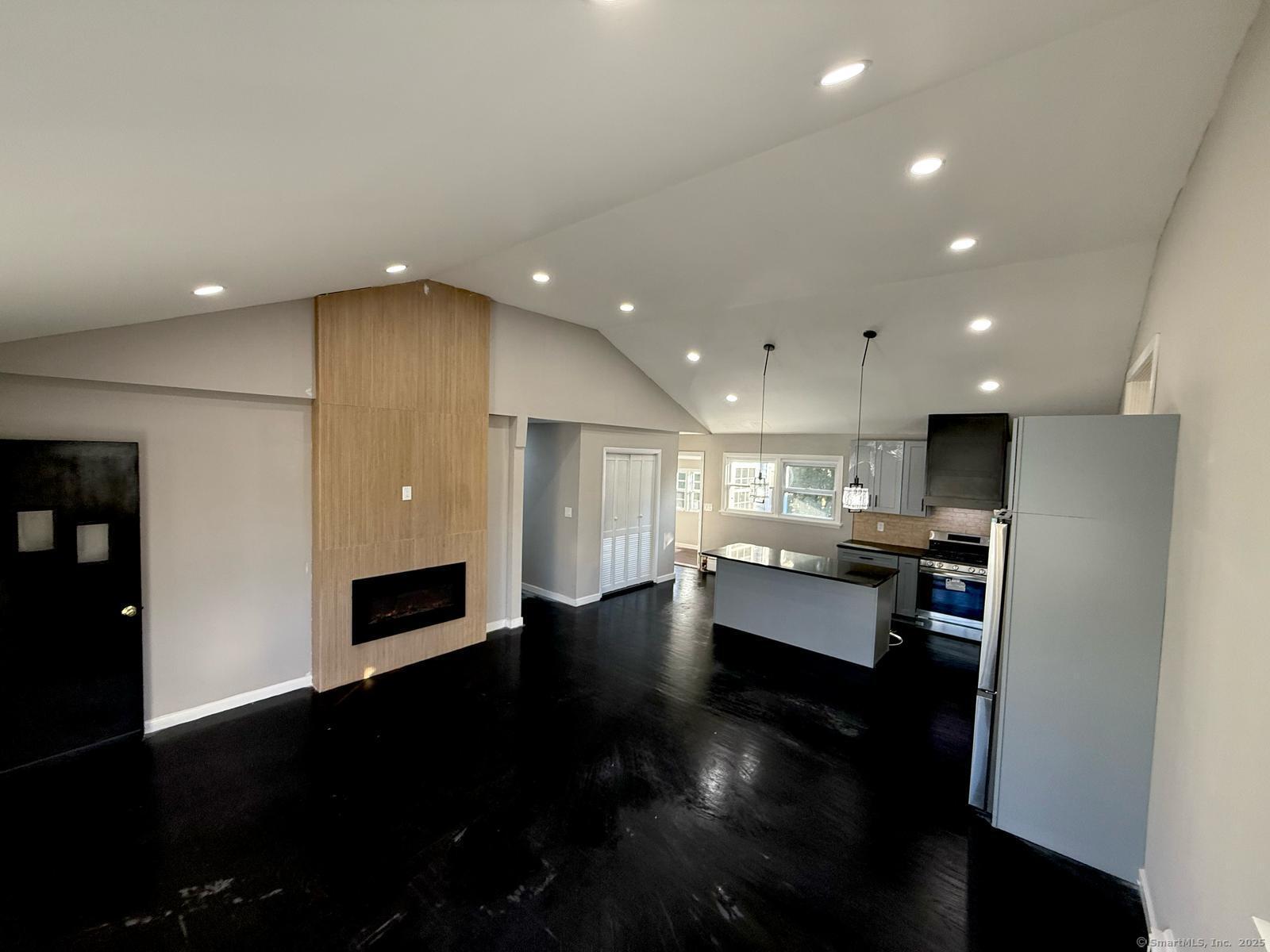 15 Hall Street Ansonia CT 06401