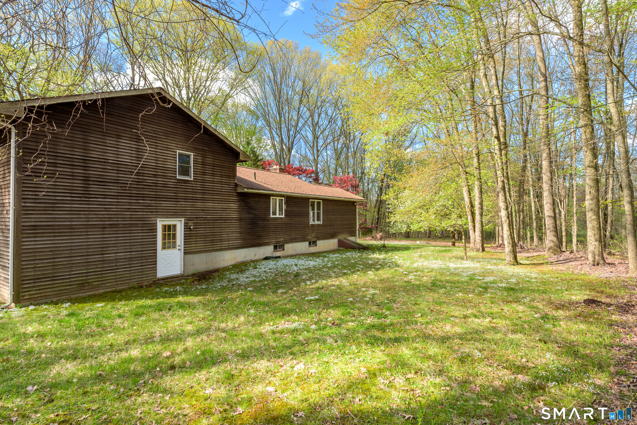 107 Bamforth Road Vernon CT 06066