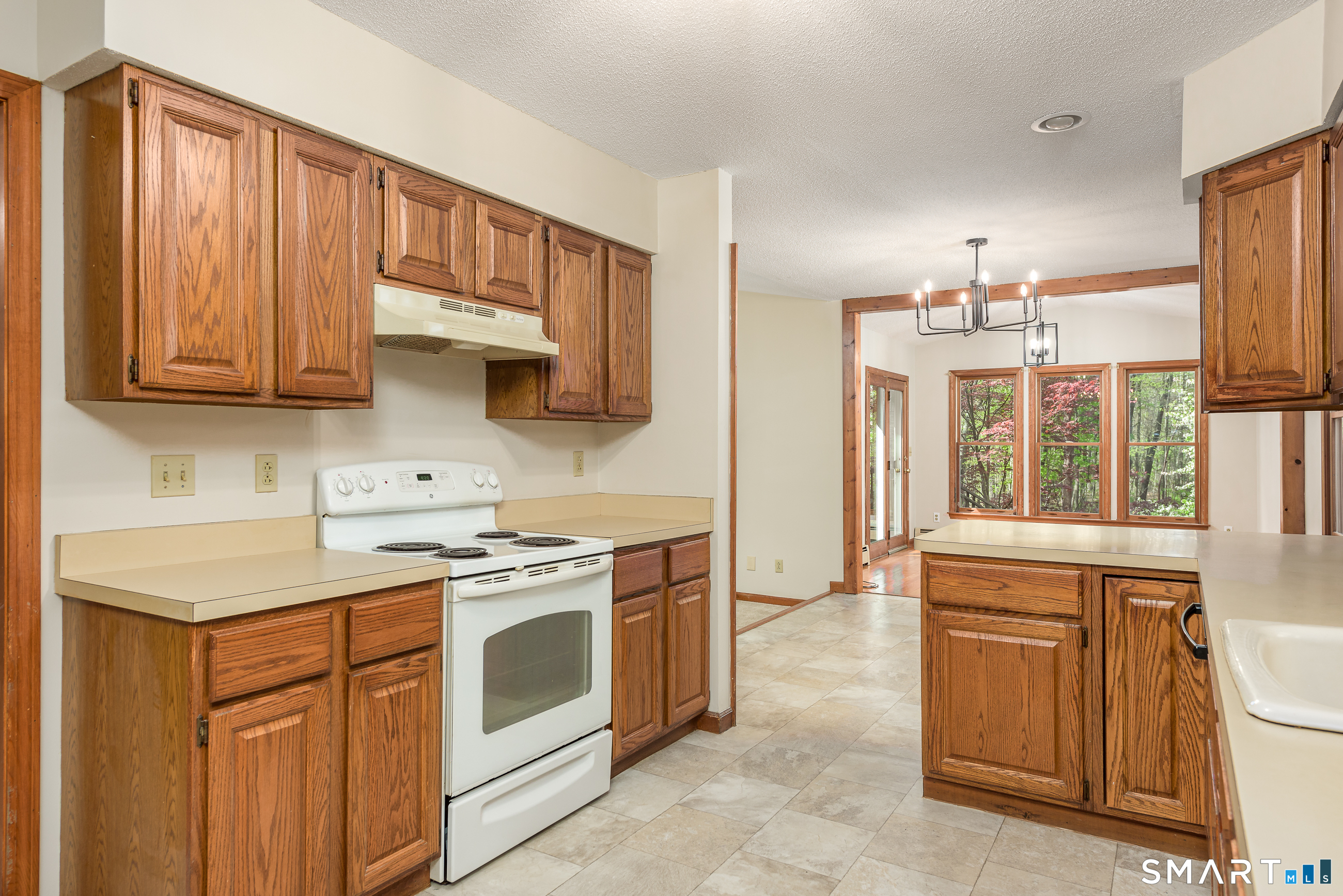 107 Bamforth Road Vernon CT 06066