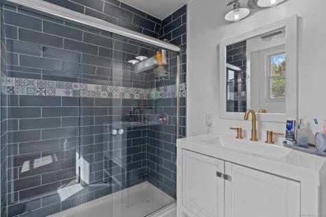 26 Canterbury Turnpike Norwich CT 06360