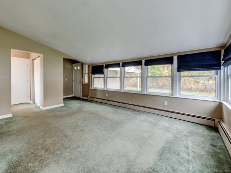 21 Grove Road Enfield CT 06082