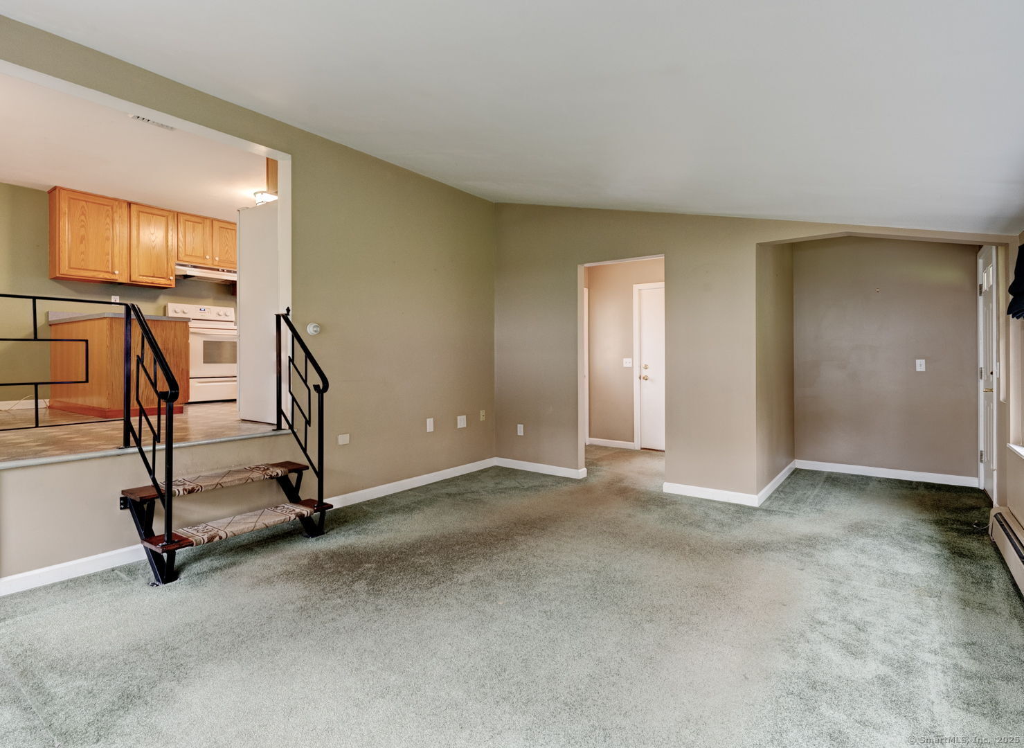 21 Grove Road Enfield CT 06082