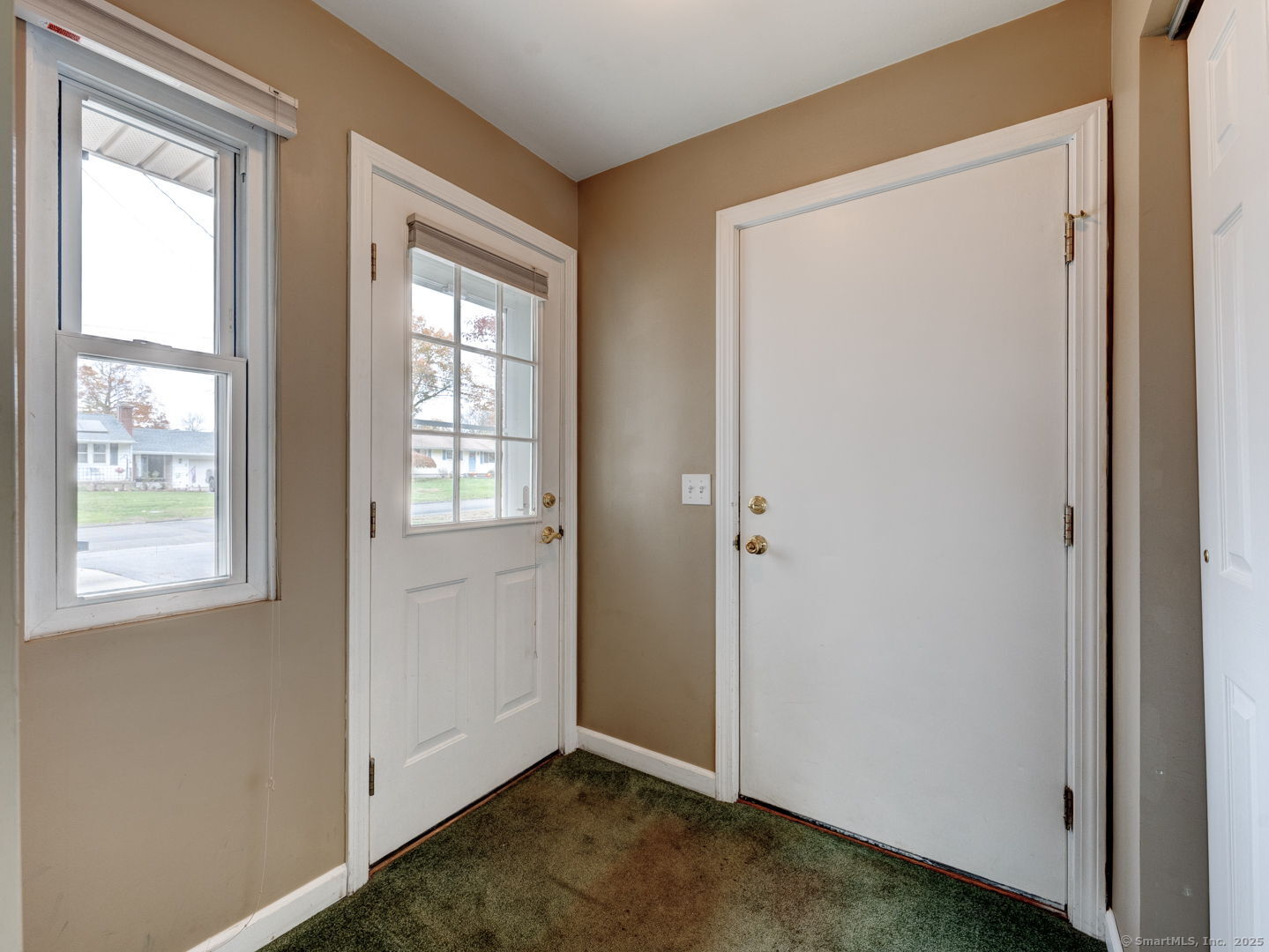 21 Grove Road Enfield CT 06082