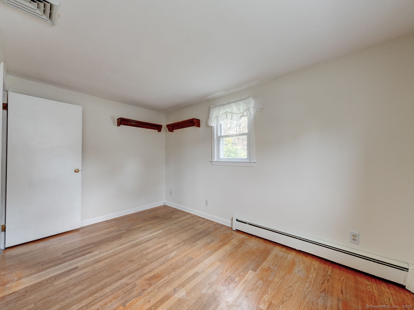 21 Grove Road Enfield CT 06082